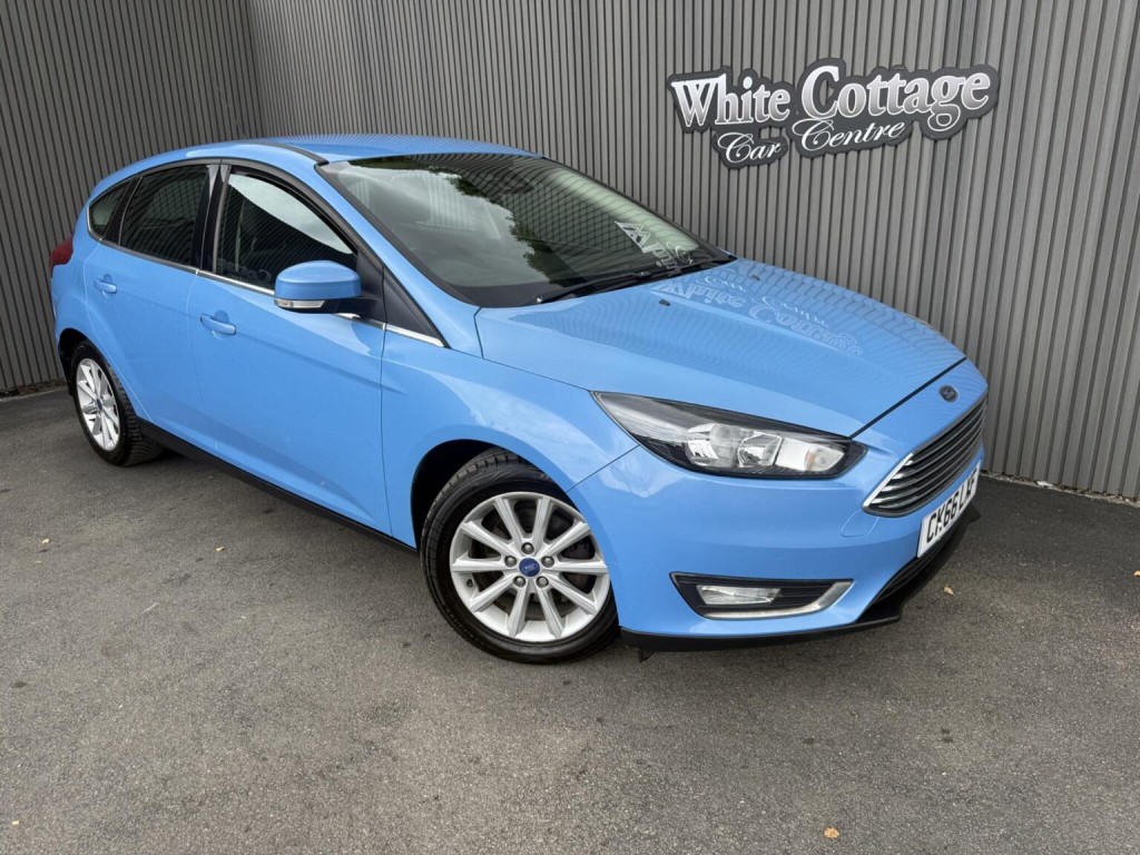 Used FORD FOCUS 2016 Blue for sale - £5000 in Mirfield, West Yorkshire ...